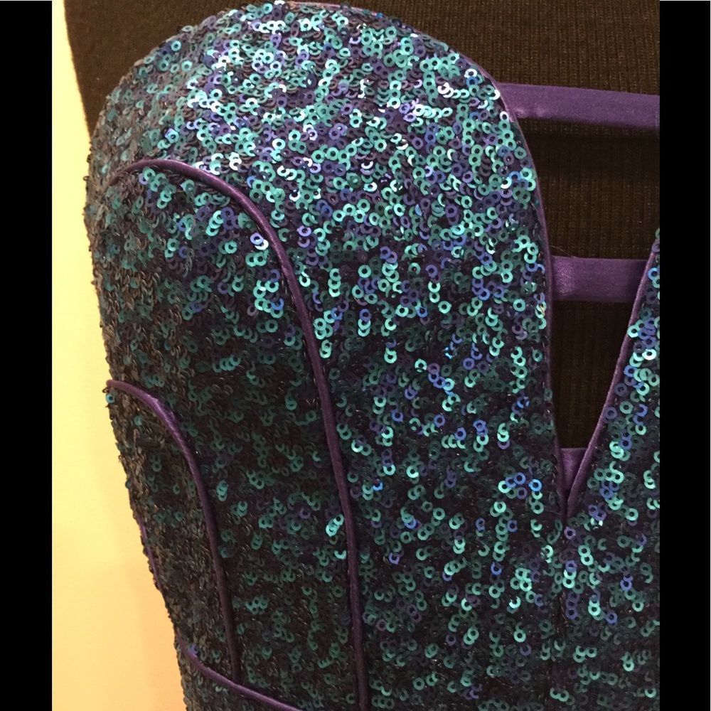 NEW!! Silk combo Design strapless dress Si… - Picture 4 of 10